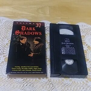Dark Shadows Volume 37 VHS - Vampires, werewolves, horror, suspense